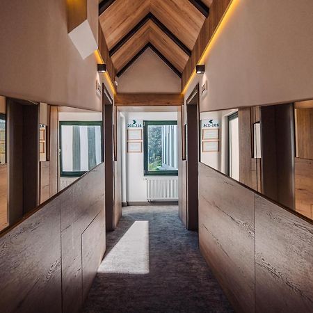 Hotel Forest Пале Екстериор снимка