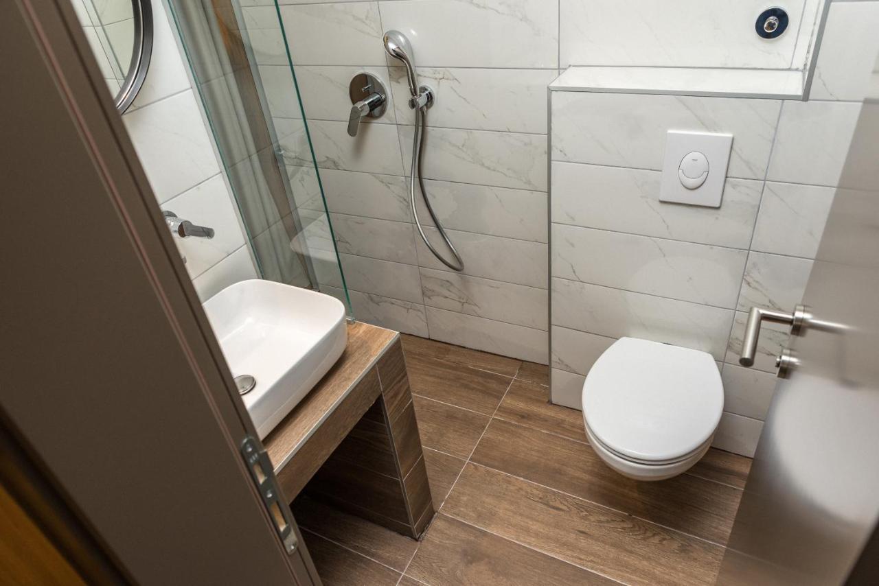 Hotel Forest Пале Екстериор снимка