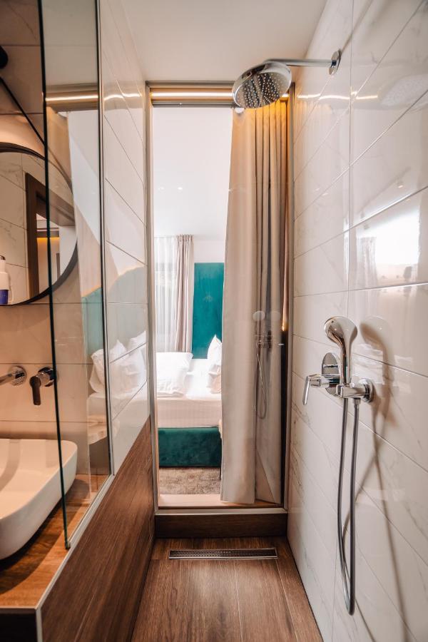 Hotel Forest Пале Екстериор снимка