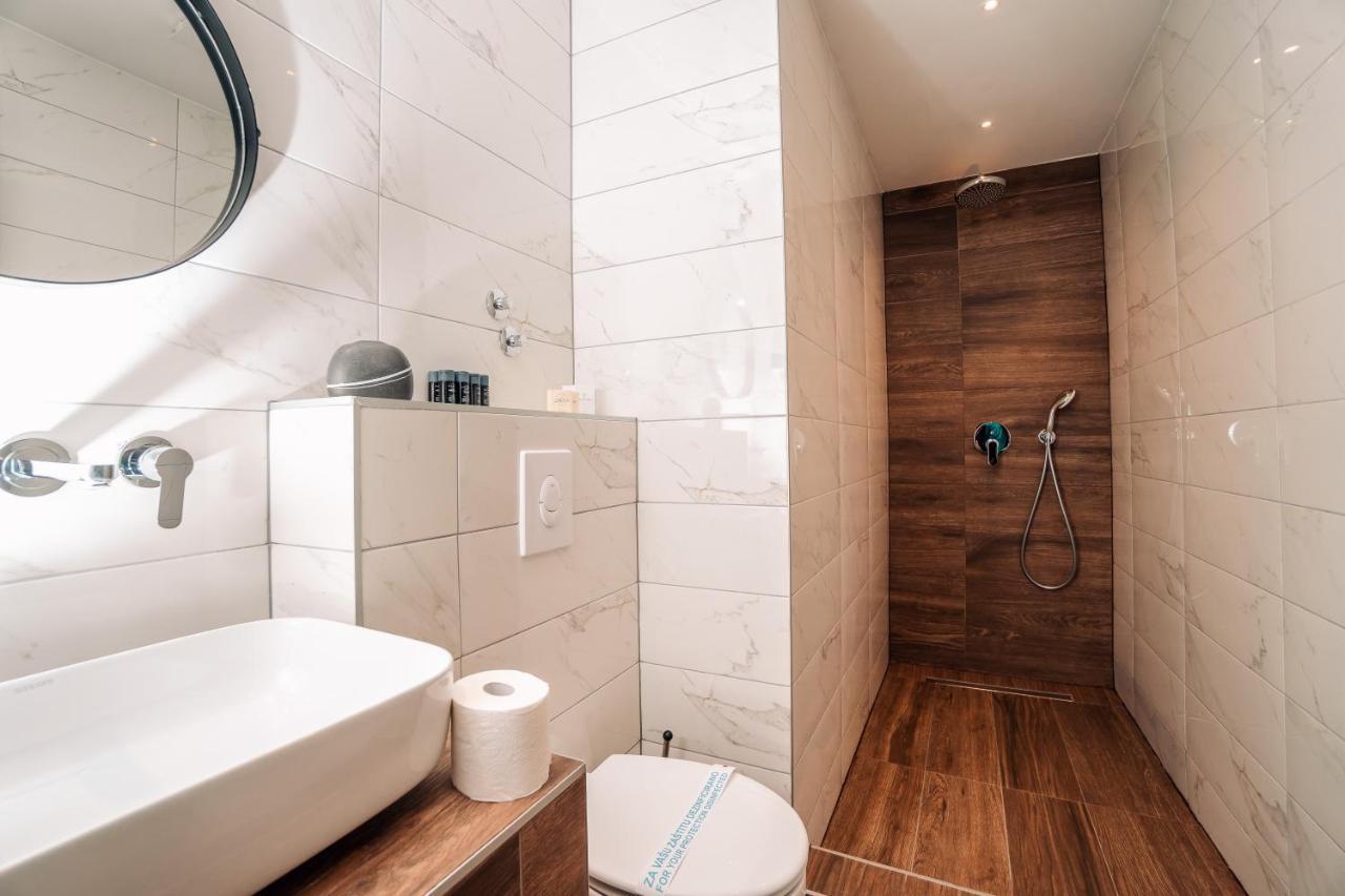 Hotel Forest Пале Екстериор снимка