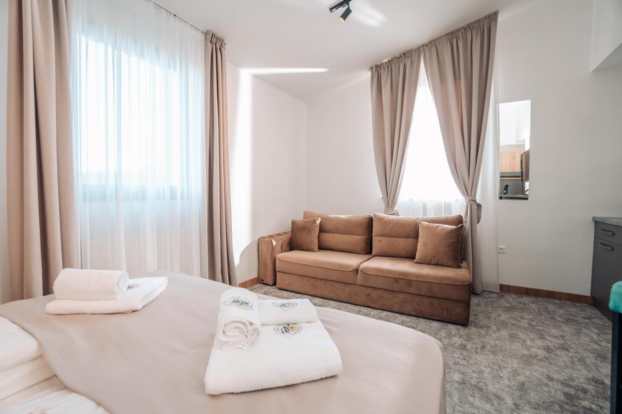 Hotel Forest Пале Екстериор снимка