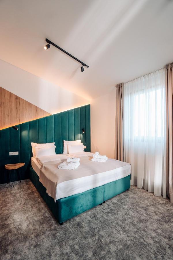 Hotel Forest Пале Екстериор снимка