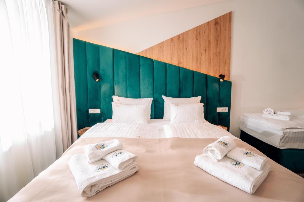 Hotel Forest Пале Екстериор снимка